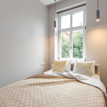 Inshiapartments On Kovzhuna Str Lviv Bagian luar foto