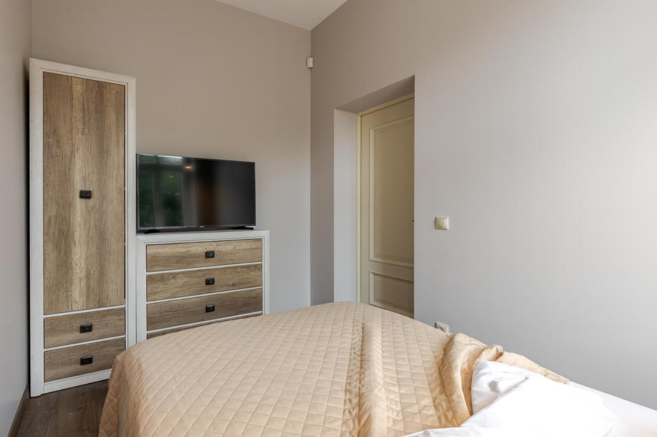 Inshiapartments On Kovzhuna Str Lviv Bagian luar foto