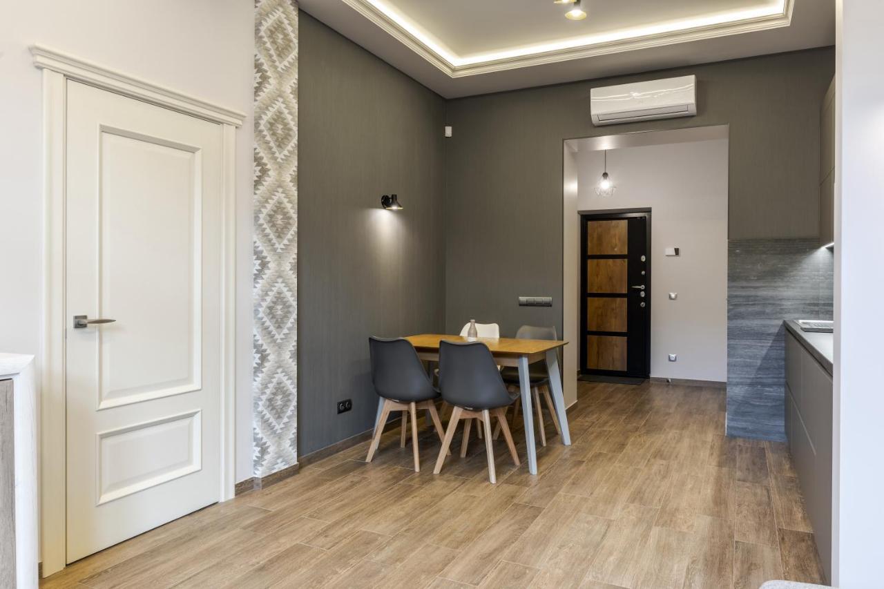 Inshiapartments On Kovzhuna Str Lviv Bagian luar foto