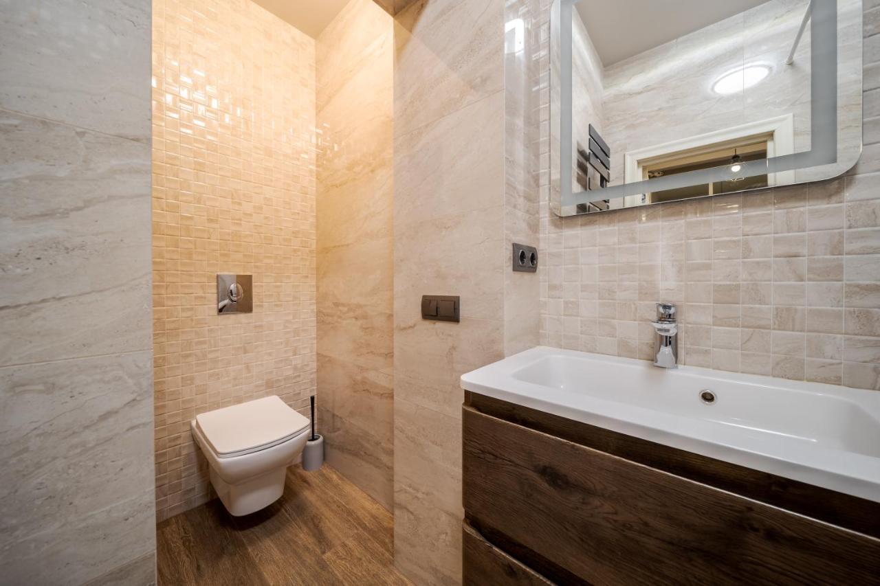 Inshiapartments On Kovzhuna Str Lviv Bagian luar foto