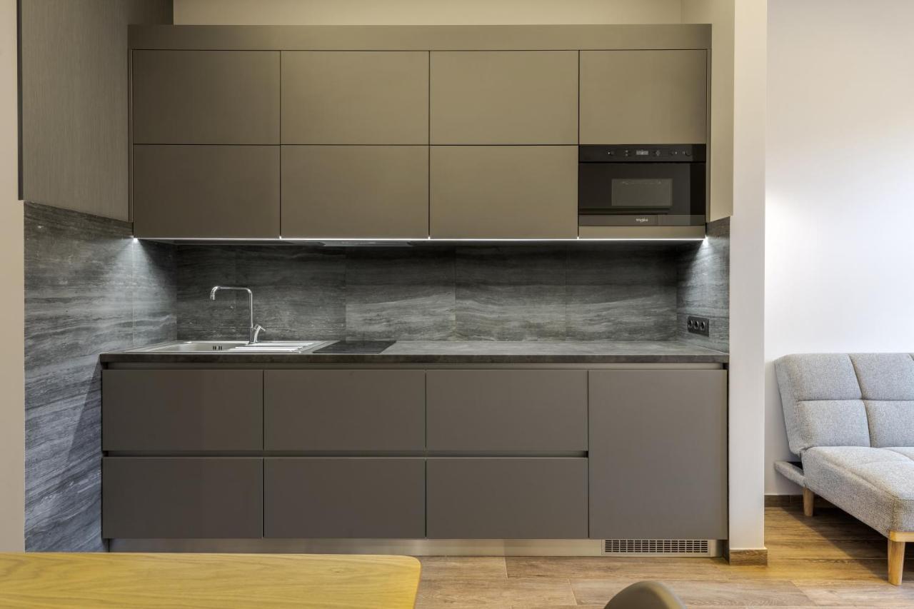 Inshiapartments On Kovzhuna Str Lviv Bagian luar foto